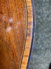 Load image into Gallery viewer, Edwardian Inlaid Mahogany Oval Occasional Table
