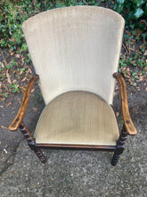 Load image into Gallery viewer, Antique Bobbin Turned armchair
