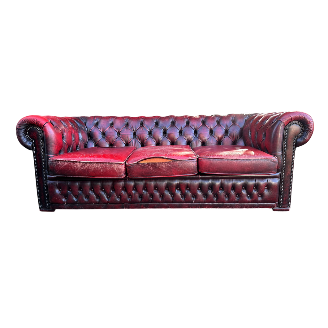 Read Leather Vintage Three Seater Button Backed Chesterfield Sofa