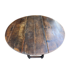 Load image into Gallery viewer, Antique Oak Drop Leaf Gate leg Dining Table
