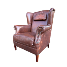 Load image into Gallery viewer, Italian Violino Wing Back Armchair
